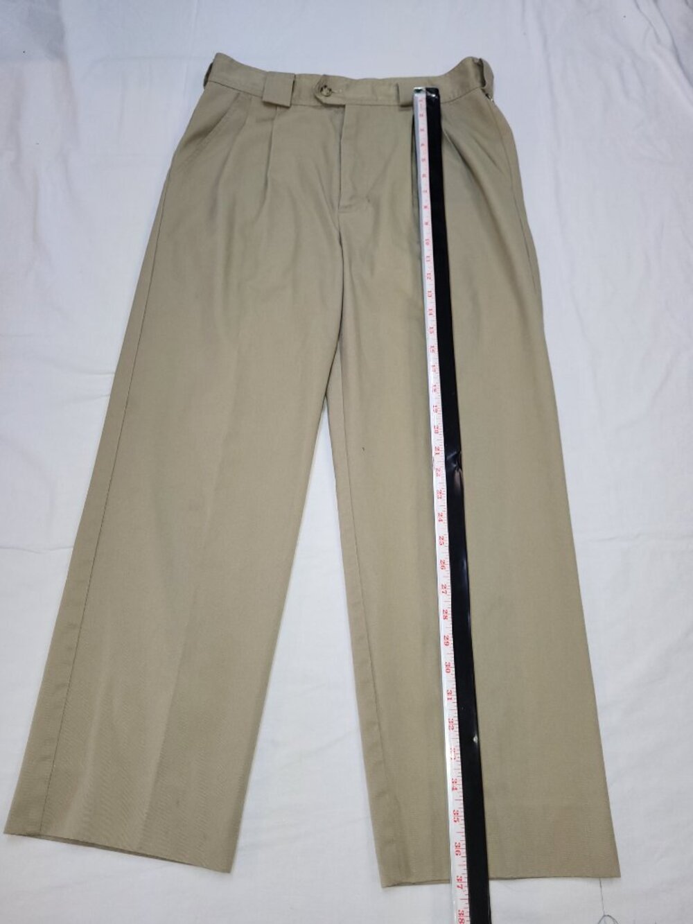 Vintage Tilley Endurables Tan Khaki Pleated Travel Pants Made In Canada Size 33 - Picture 3 of 11